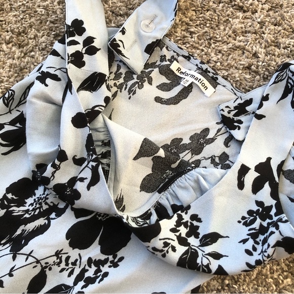 ✨SALE✨ Reformation Calvine Dress - Beatriz - Picture 6 of 8